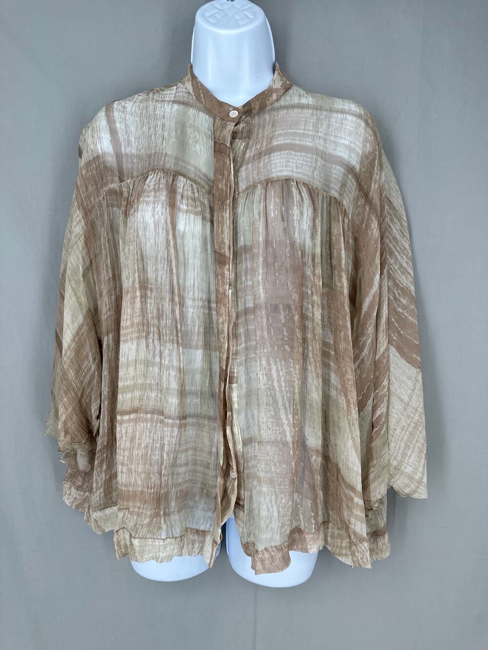 Le Lis Blanc Top Womens Small Beige Silk Flowy Sheer Button Lagenlook Luxury